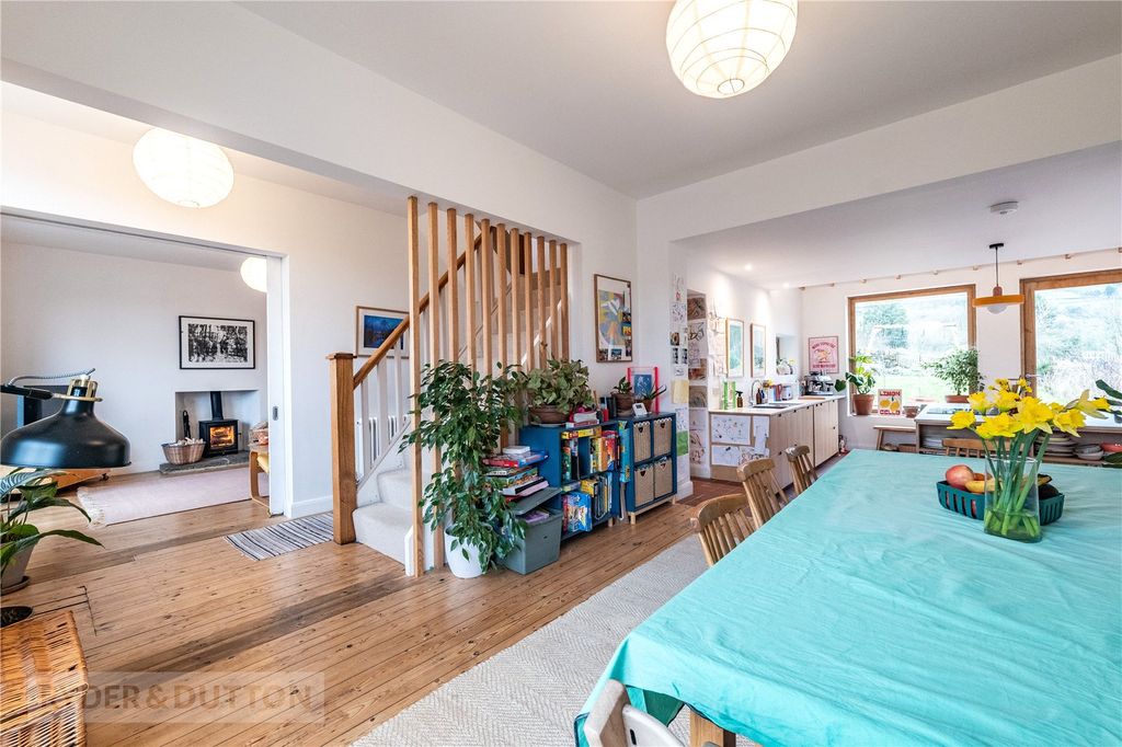 Property photo 3 of 29 Dining Room