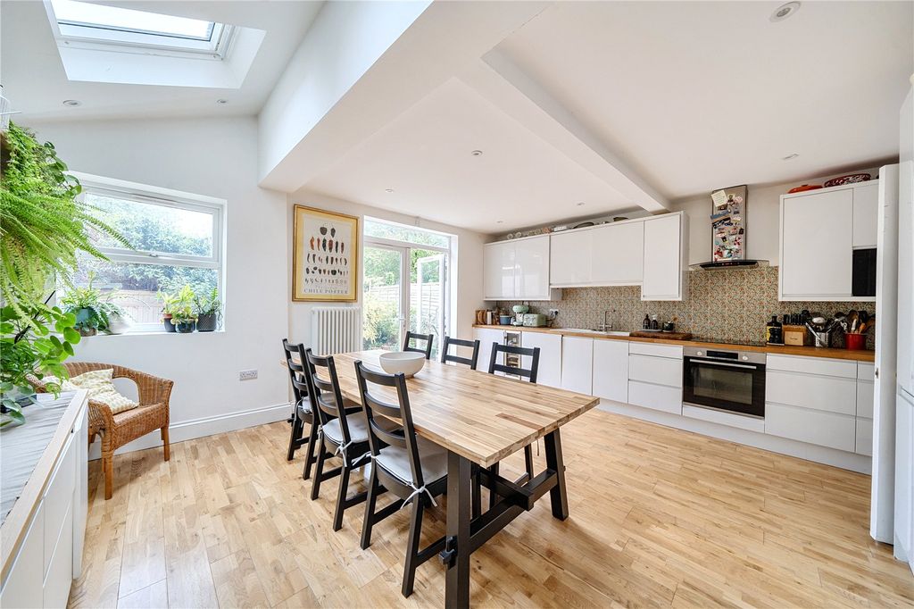 Property photo 2 of 20 Picture No. 49