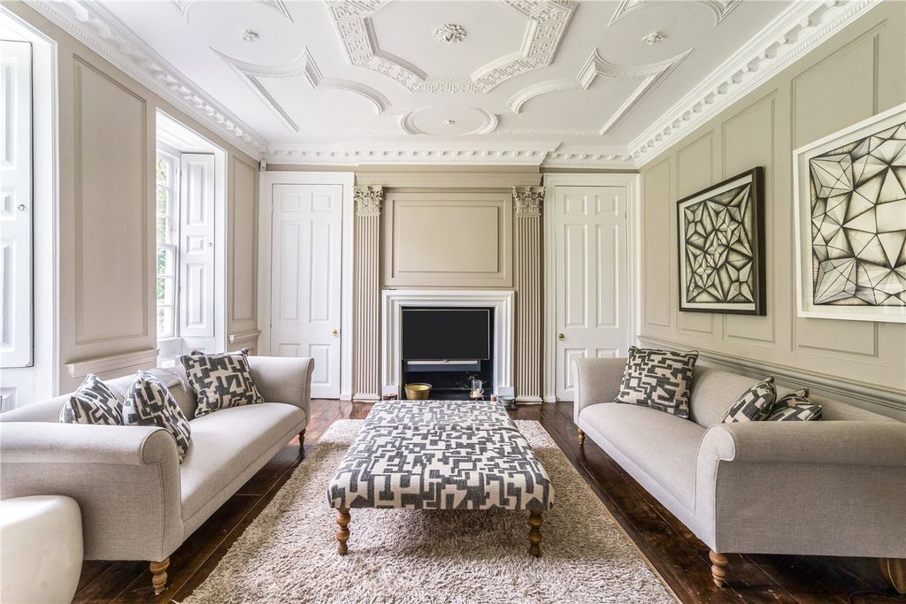 Property photo 2 of 17 Drawing Room