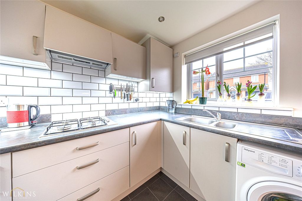 Property photo 3 of 42 Picture No. 05