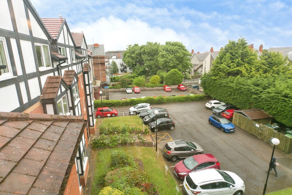 Property photo 3 of 15 Pbox-Img.Jpg