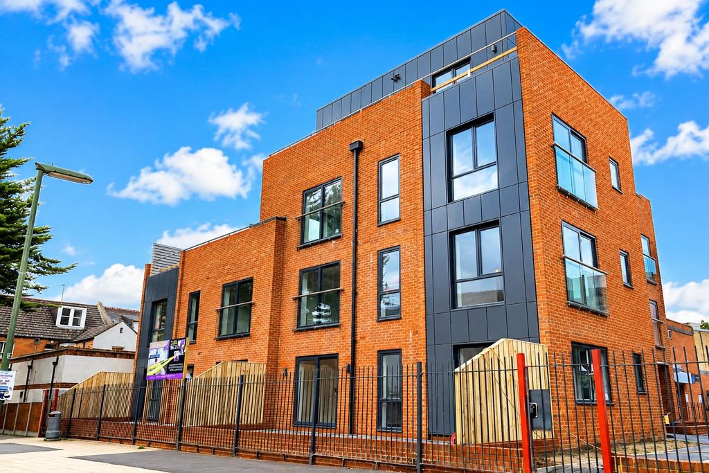 Property photo 3 of 6 128B05Ad-c829-4A37-963d-3F3984E63d9A.Png