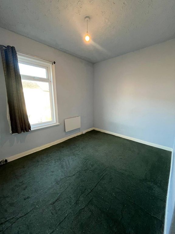 Property photo 3 of 4 Bedroom 1