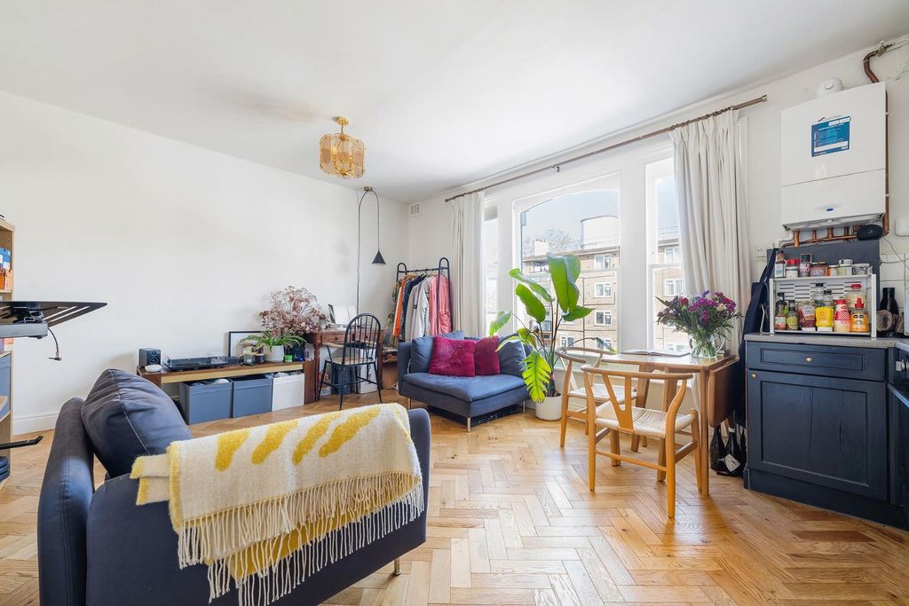 Property photo 2 of 9 Reception (2).Jpg