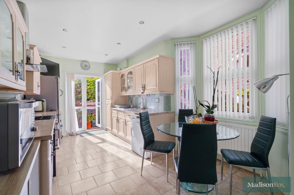 Property photo 2 of 17 Picture No. 17