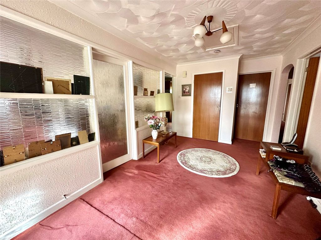 Property photo 3 of 14 Picture No. 06