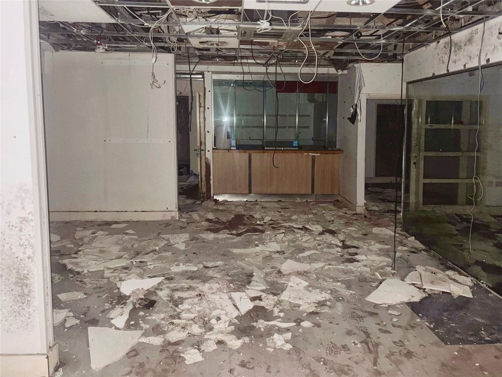 Property photo 2 of 8 Picture No. 04