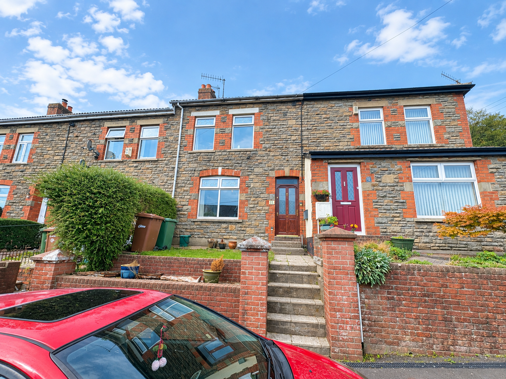 Property photo 1 of 18