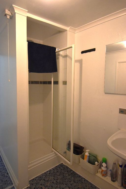 Property photo 2 of 3