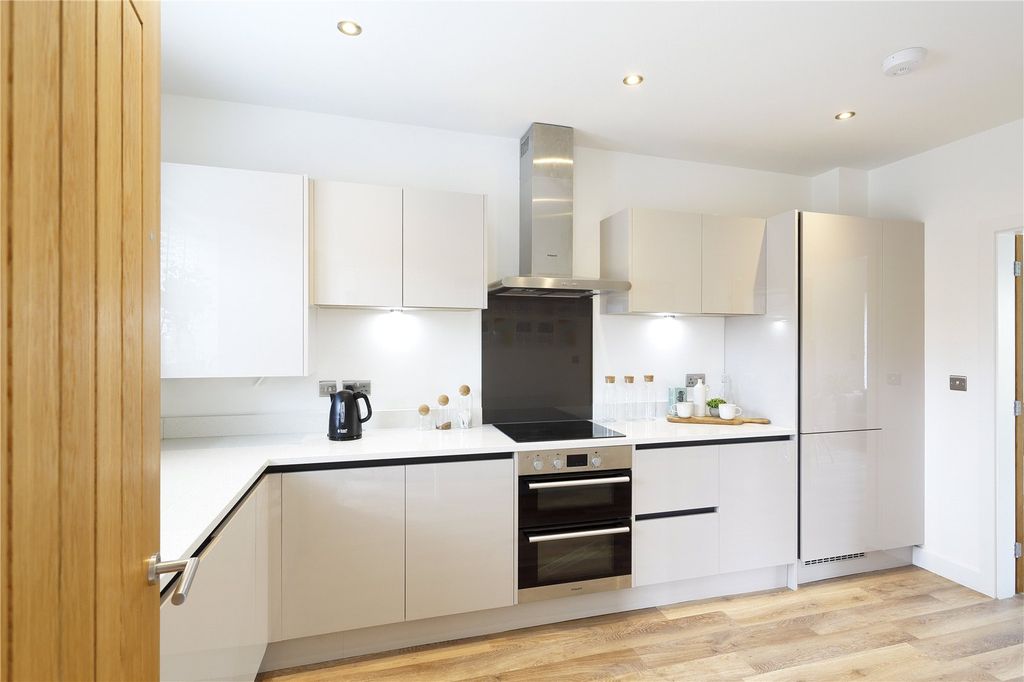 Property photo 3 of 12 Example Kitchen