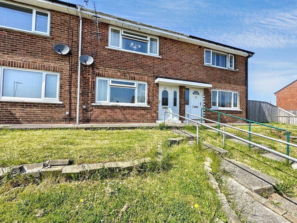 Property photo 2 of 13