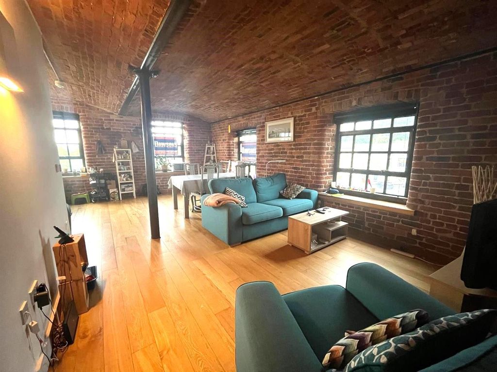 Property photo 2 of 22 (2).Jpg