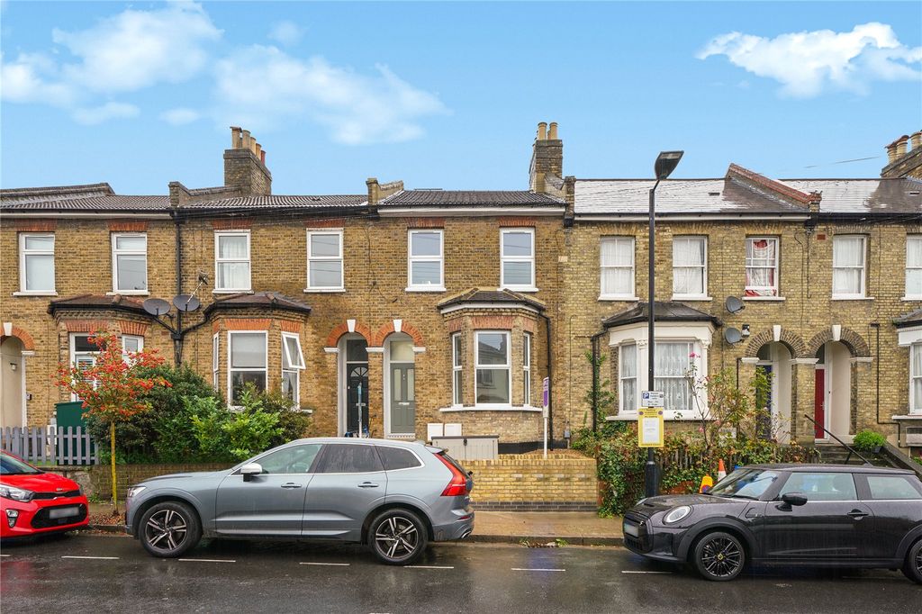 Property photo 3 of 32 Picture No. 03