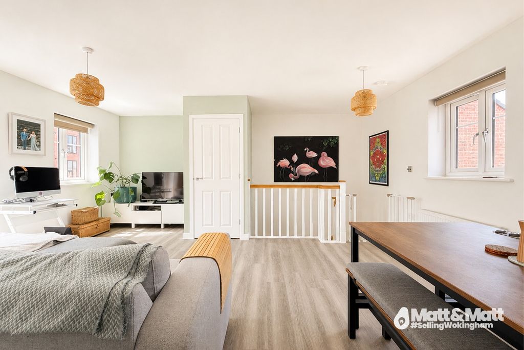 Property photo 2 of 7 5296402