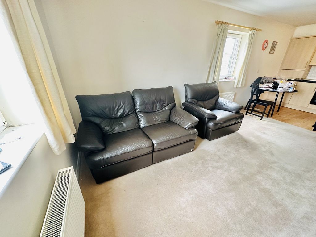 Property photo 3 of 7