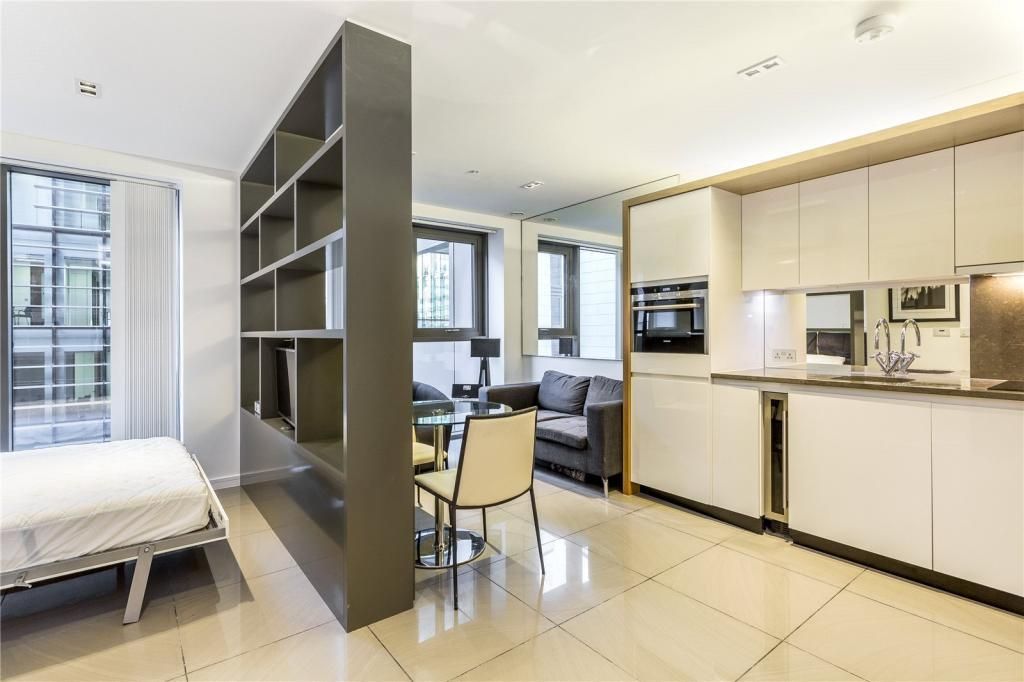 Property photo 1 of 5