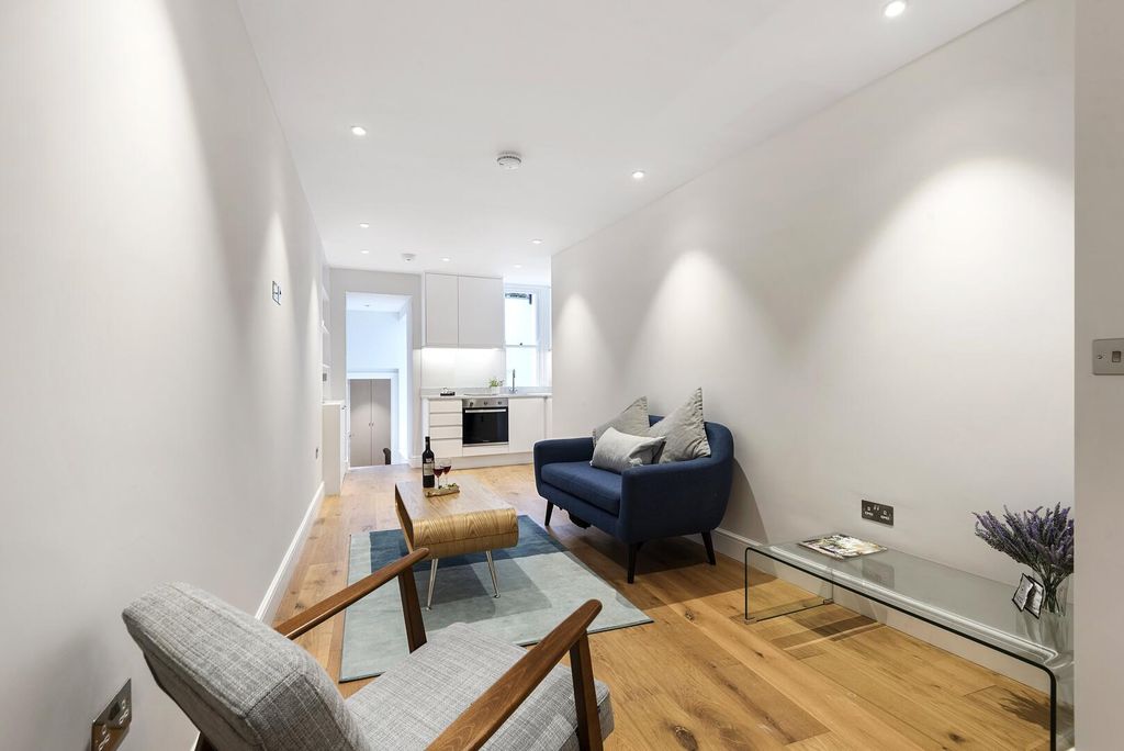 Property photo 3 of 14 08-Min.Jpg