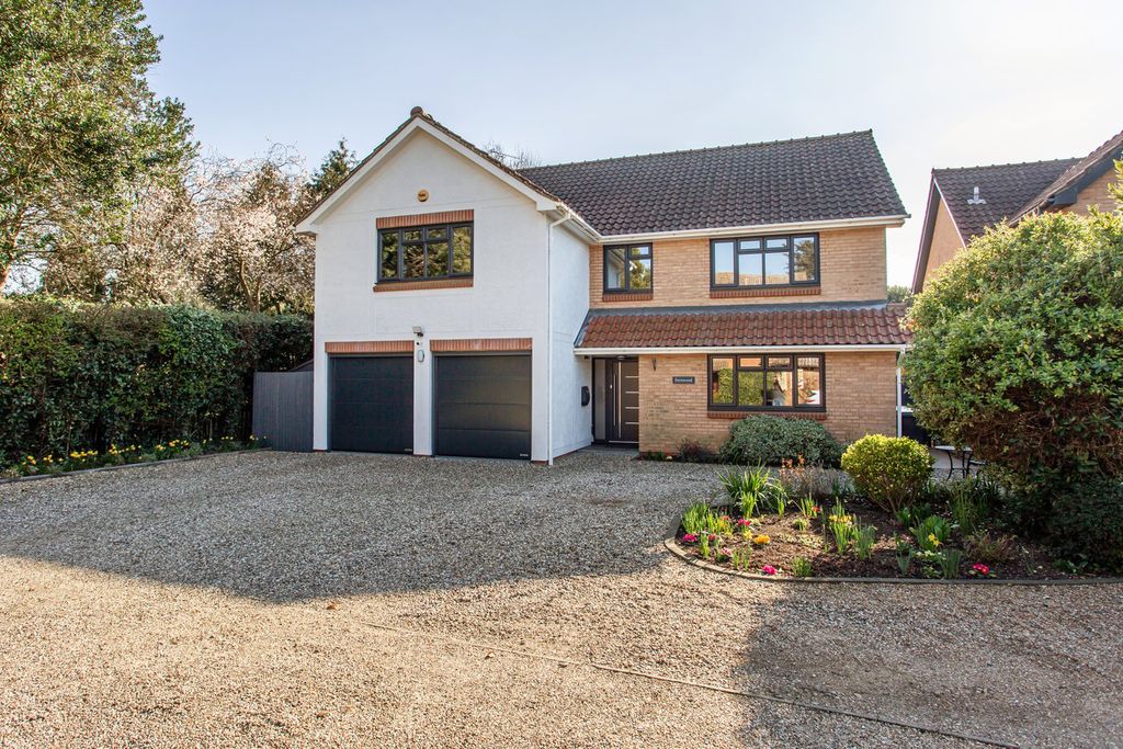 Property photo 1 of 35