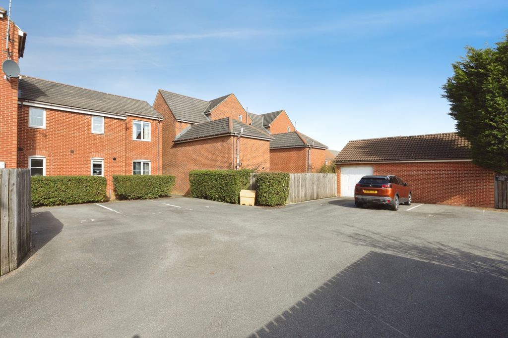 Property photo 2 of 15