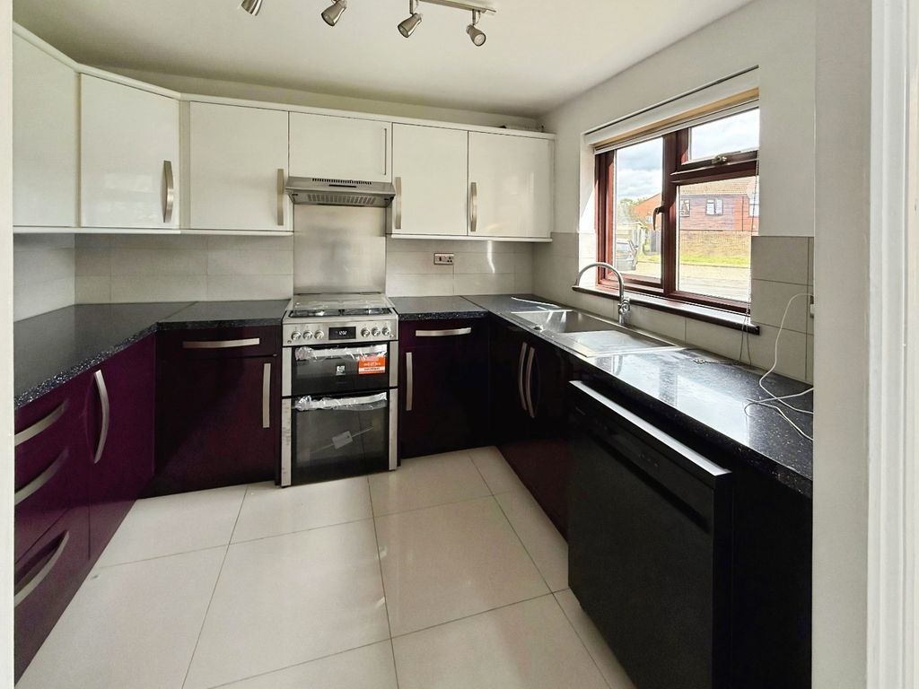 Property photo 2 of 18 Pbox-Img.Jpg