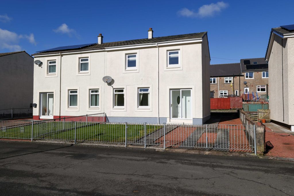 Property photo 1 of 28