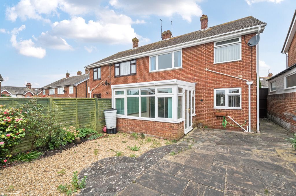 Property photo 3 of 21 1434651-8-69c2A63...