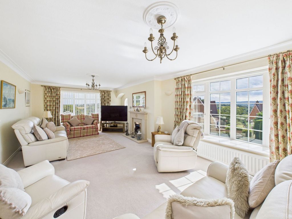 Property photo 2 of 30