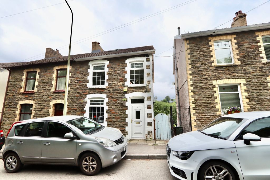 Property photo 1 of 59