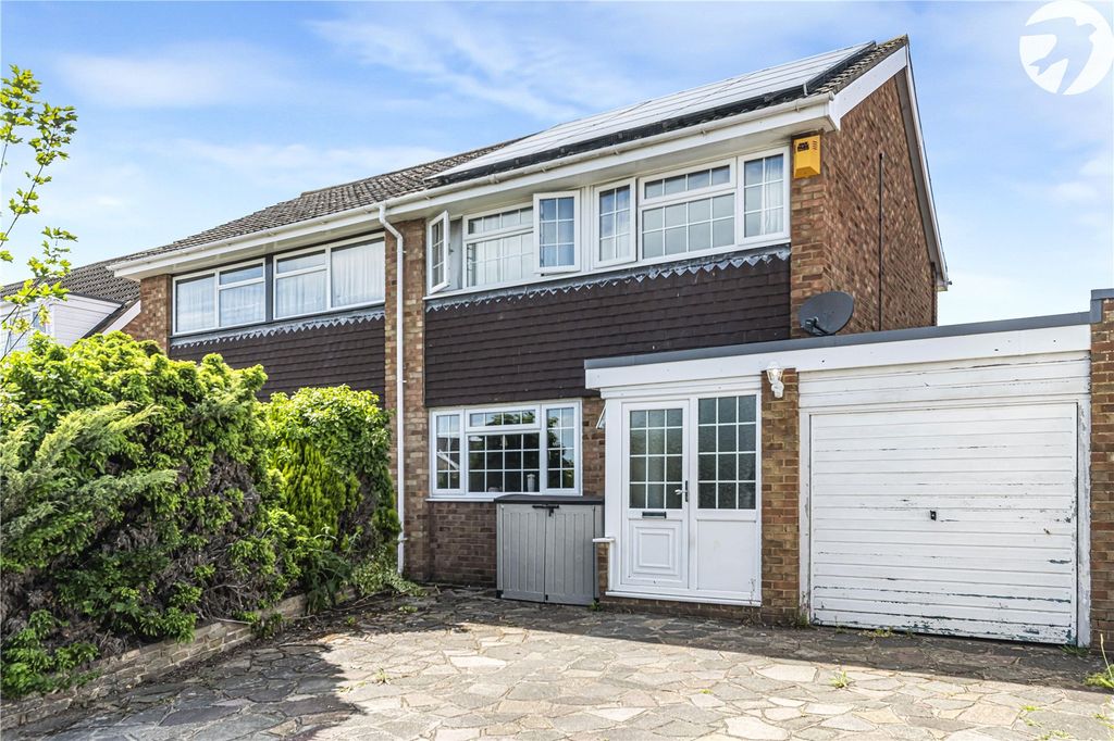 Property photo 1 of 19 Picture No. 23