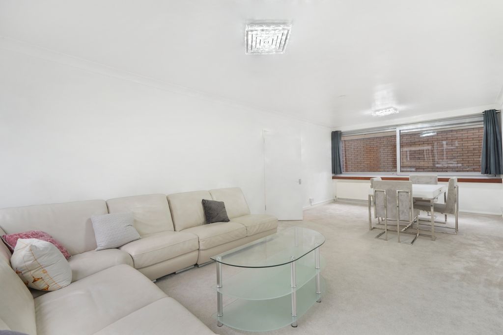 Property photo 1 of 10 Picture No. 18