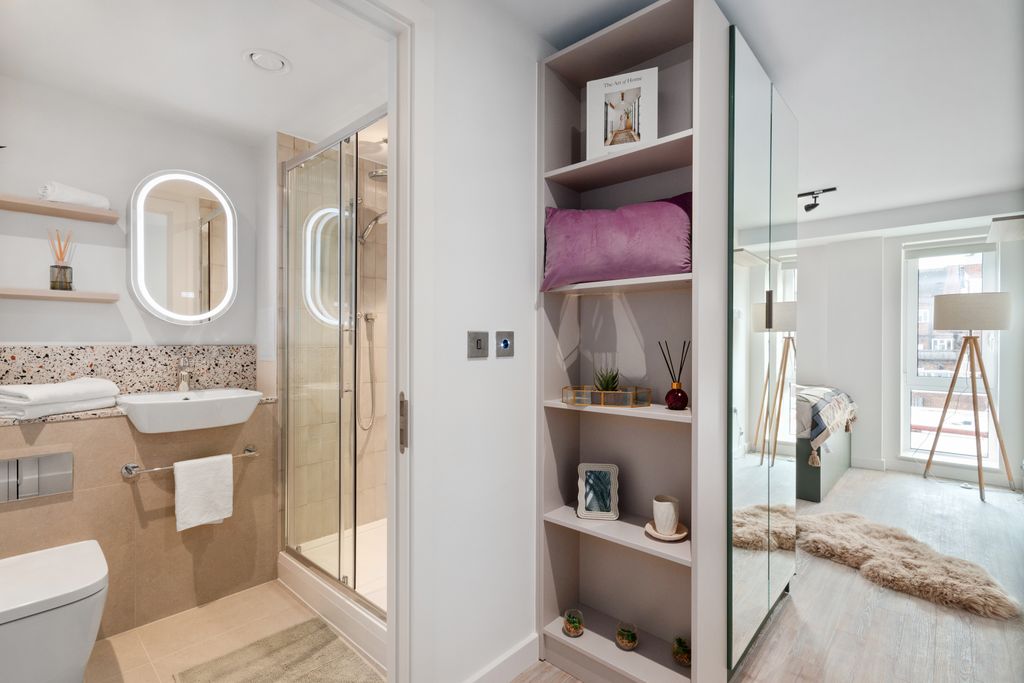 Property photo 3 of 11