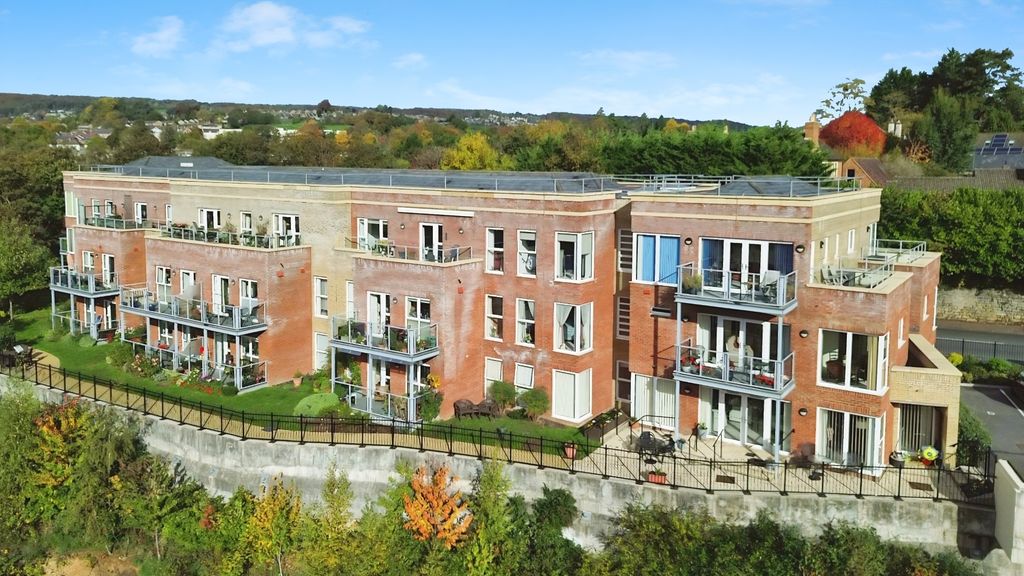 Property photo 1 of 13 Pbox-Img.Jpg