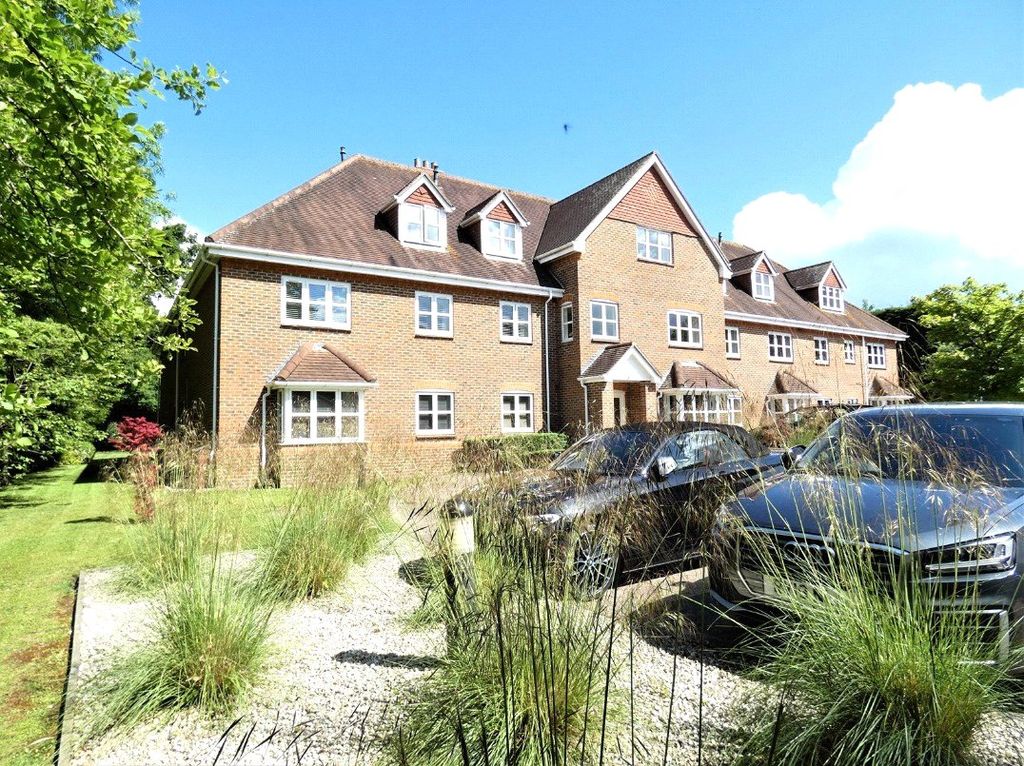 Property photo 1 of 10 Picture No. 05