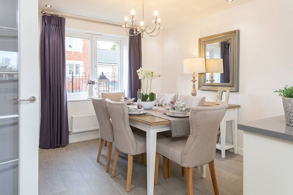 Property photo 2 of 10 An Inviting Space To Entertain Friends