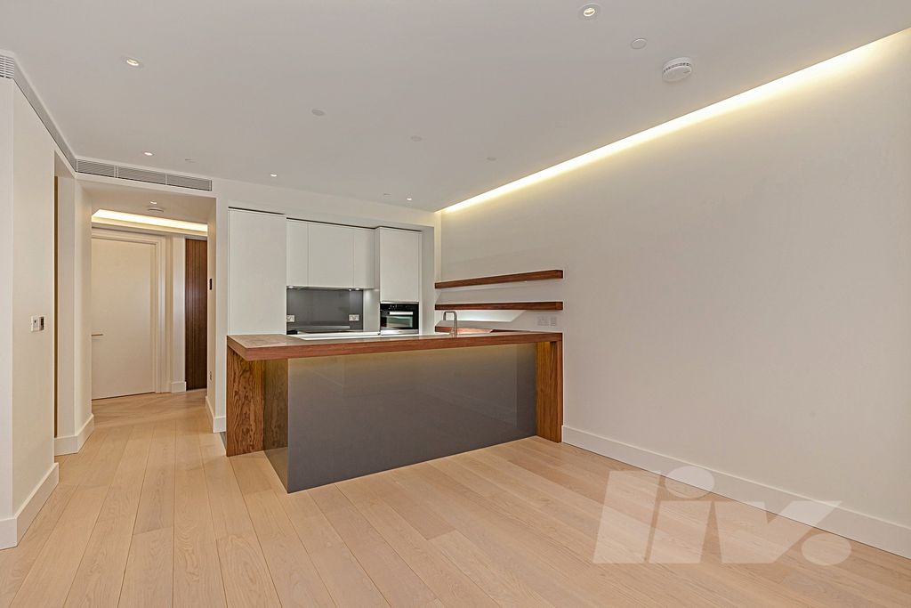 Property photo 3 of 20 Photo 13