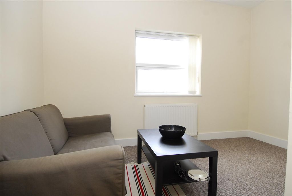 Property photo 1 of 7 9Seatonf3002.Jpg