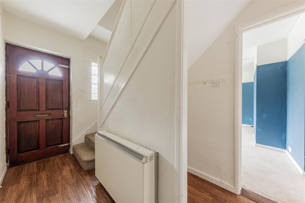 Property photo 2 of 19