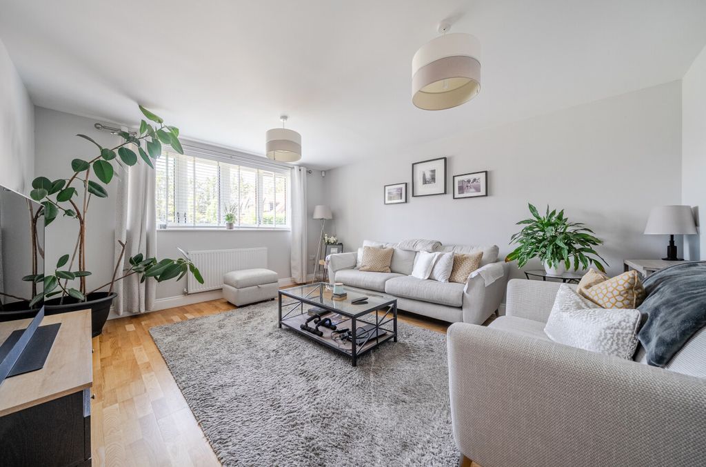 Property photo 2 of 25 1481066-14-6A3Abc...