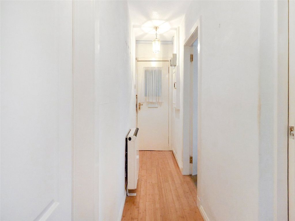 Property photo 3 of 21 Picture No. 03