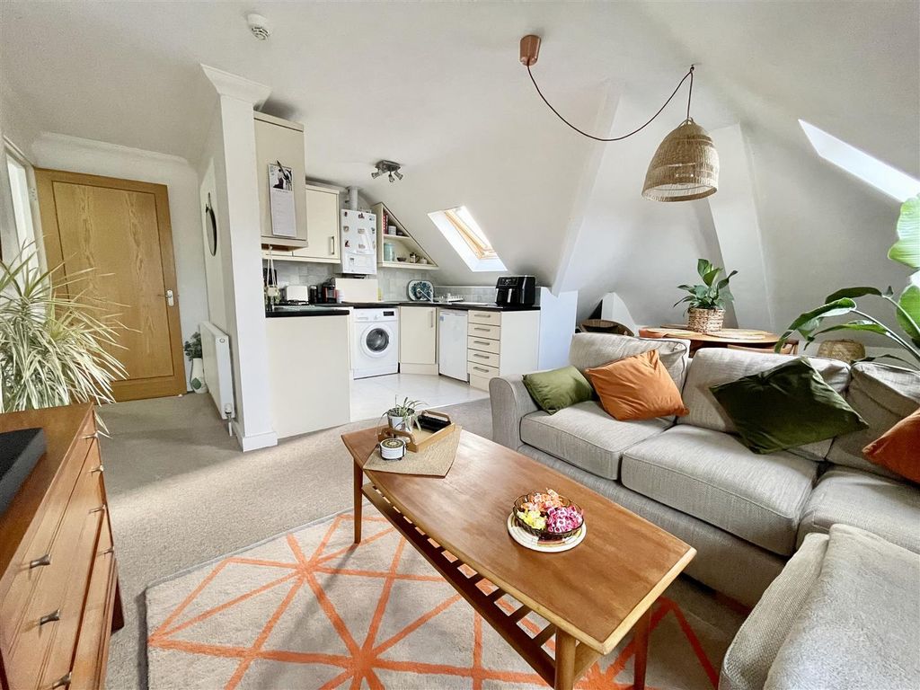 Property photo 3 of 10 Img_3207.Jpeg