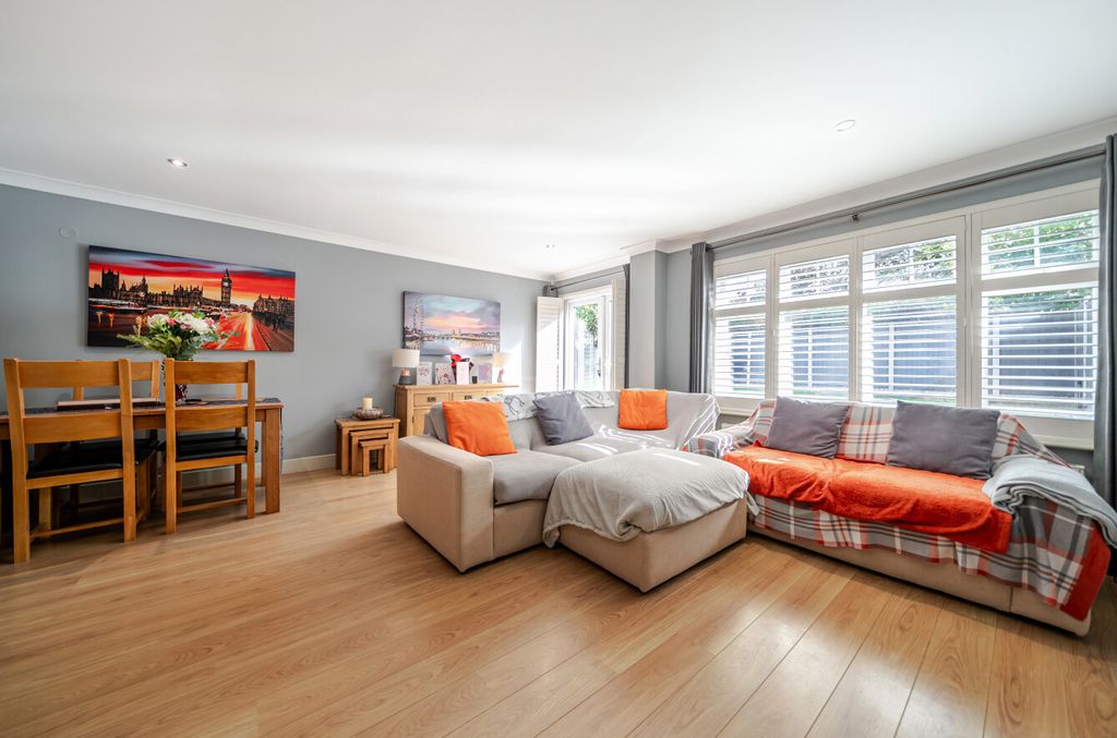 Property photo 2 of 20 1521080-15-6Aa3d6...