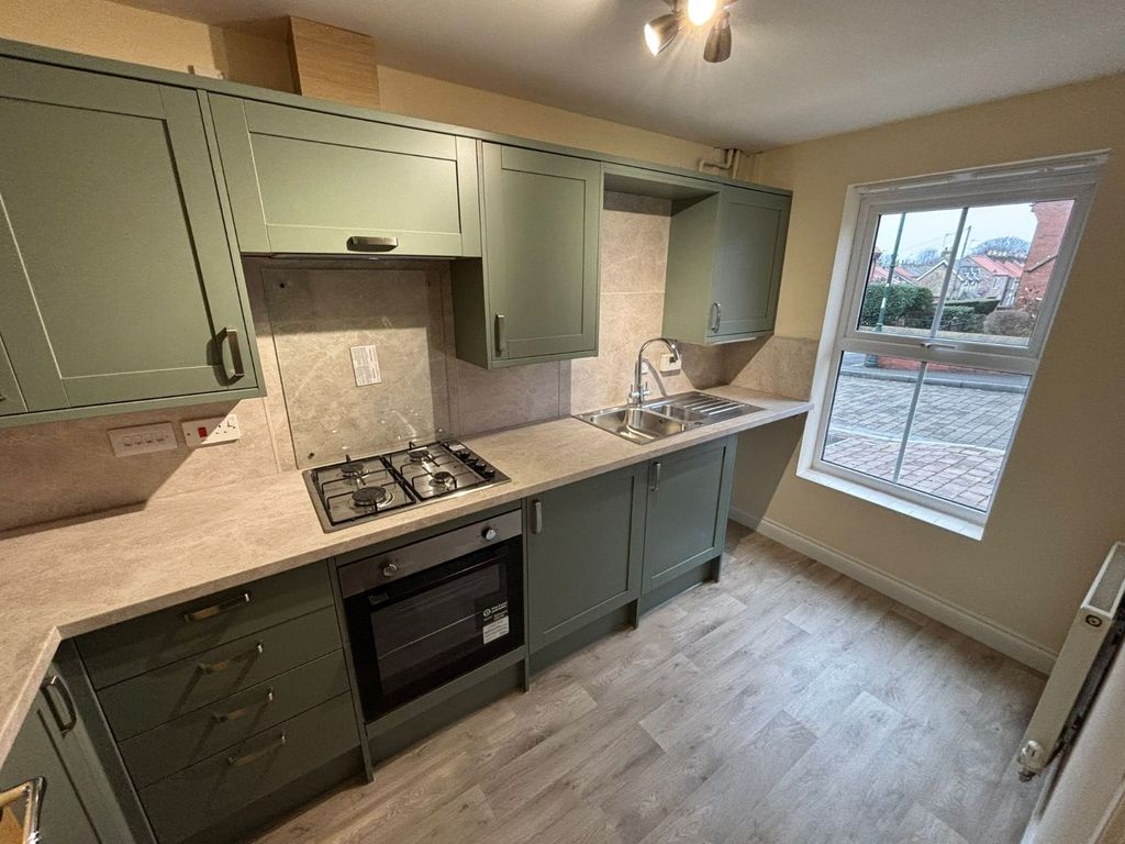 Additional image 4 of 4 bed semi-detached house to rentJuniper Chase, Beverley, East Yorkshire HU17