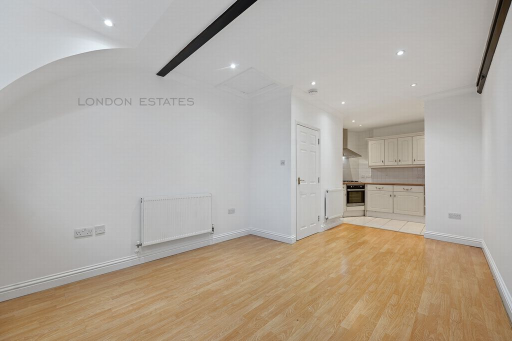 Property photo 2 of 8 Photo 2