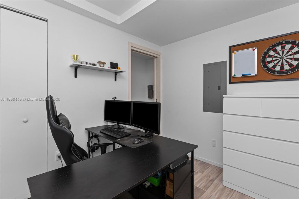 Property photo 1 of 1 <Alttext/>