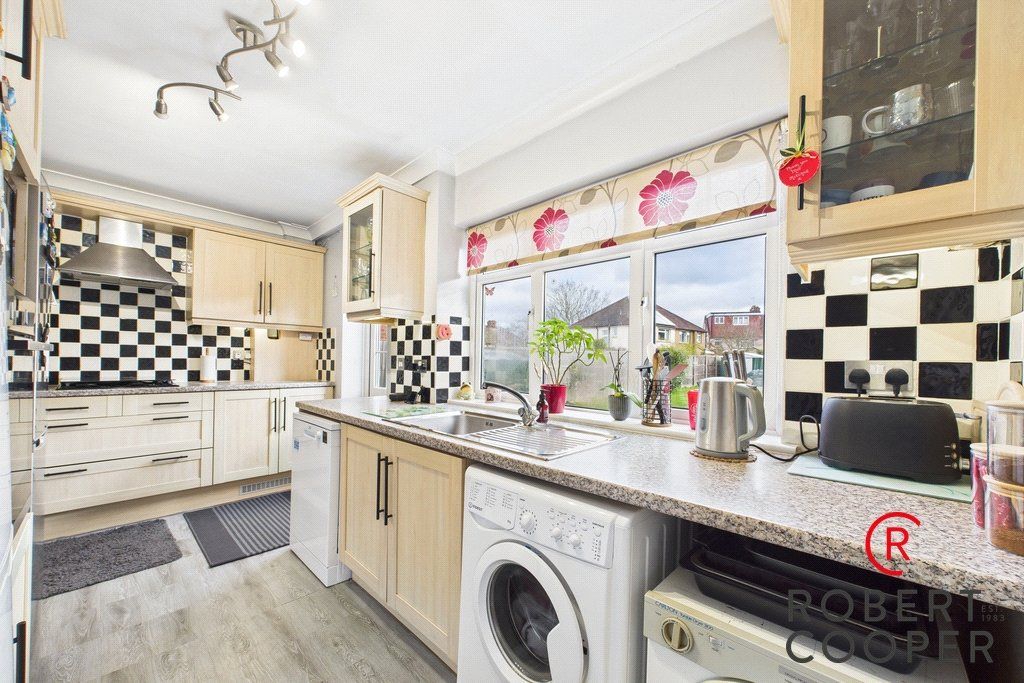 Property photo 2 of 13 Picture No. 12