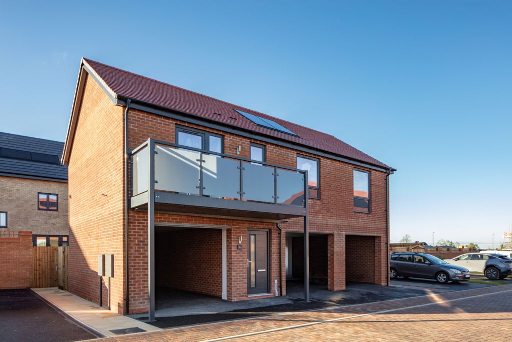 Property photo 1 of 9 Plot 520