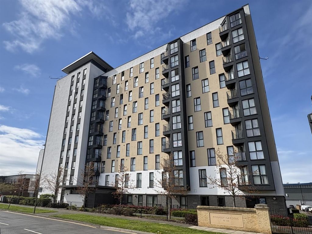 Property photo 1 of 14