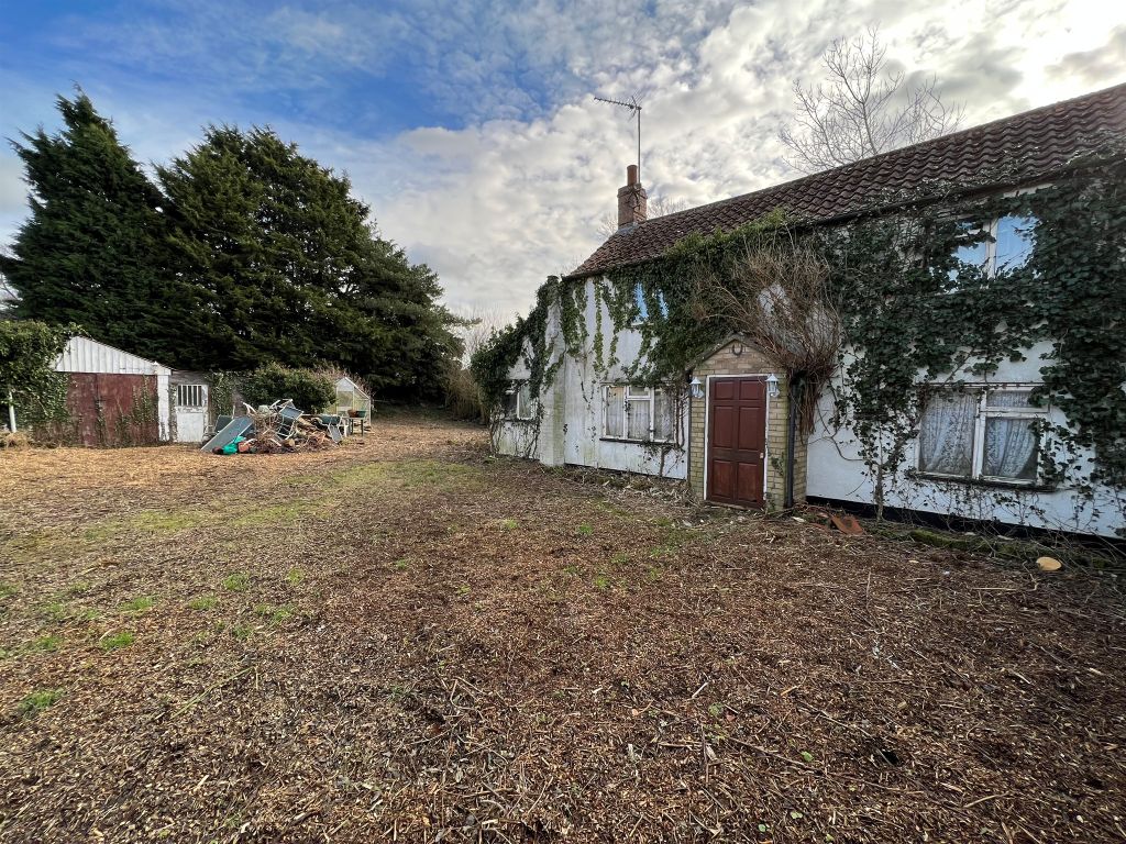 Property photo 3 of 6