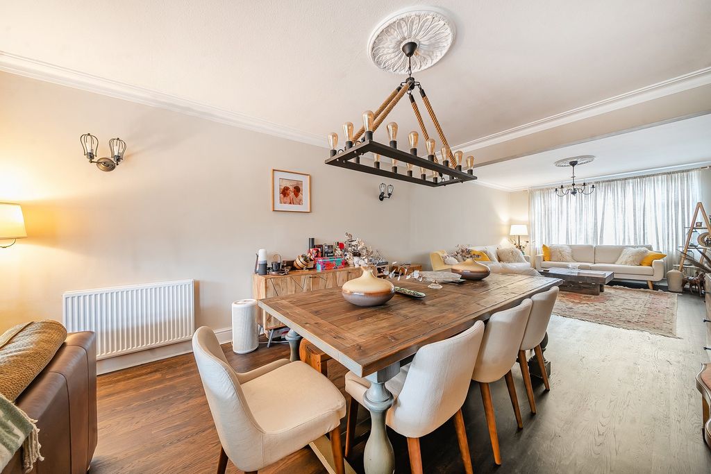 Property photo 3 of 14 Lounge-Dining Room