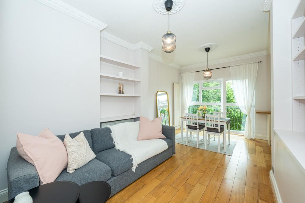 Property photo 1 of 11 Reception Room Photo One.Jpg